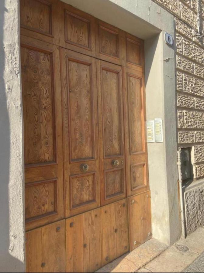 Teodorico Room & Apartment Verona Luaran gambar