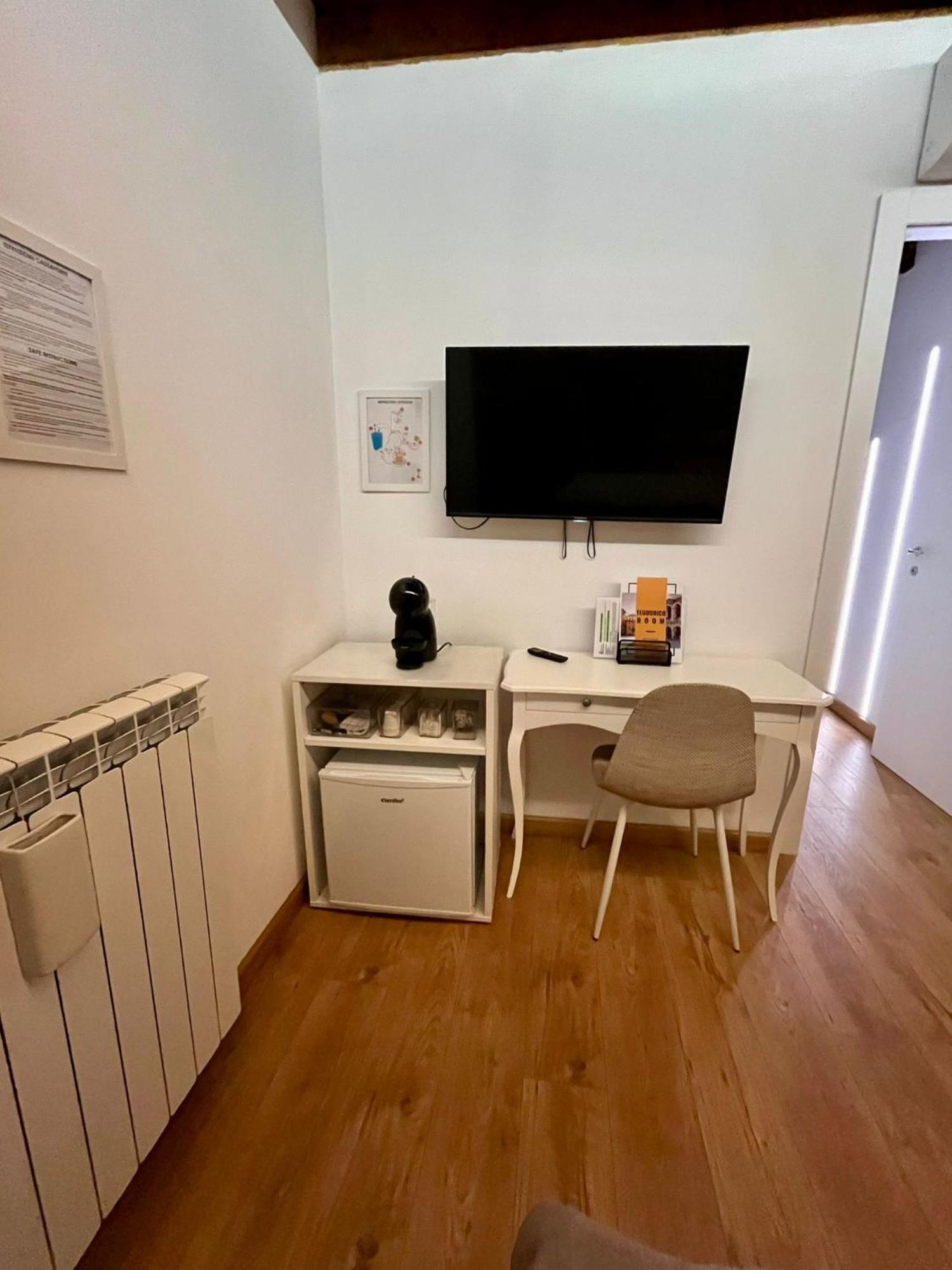 Teodorico Room & Apartment Verona Luaran gambar