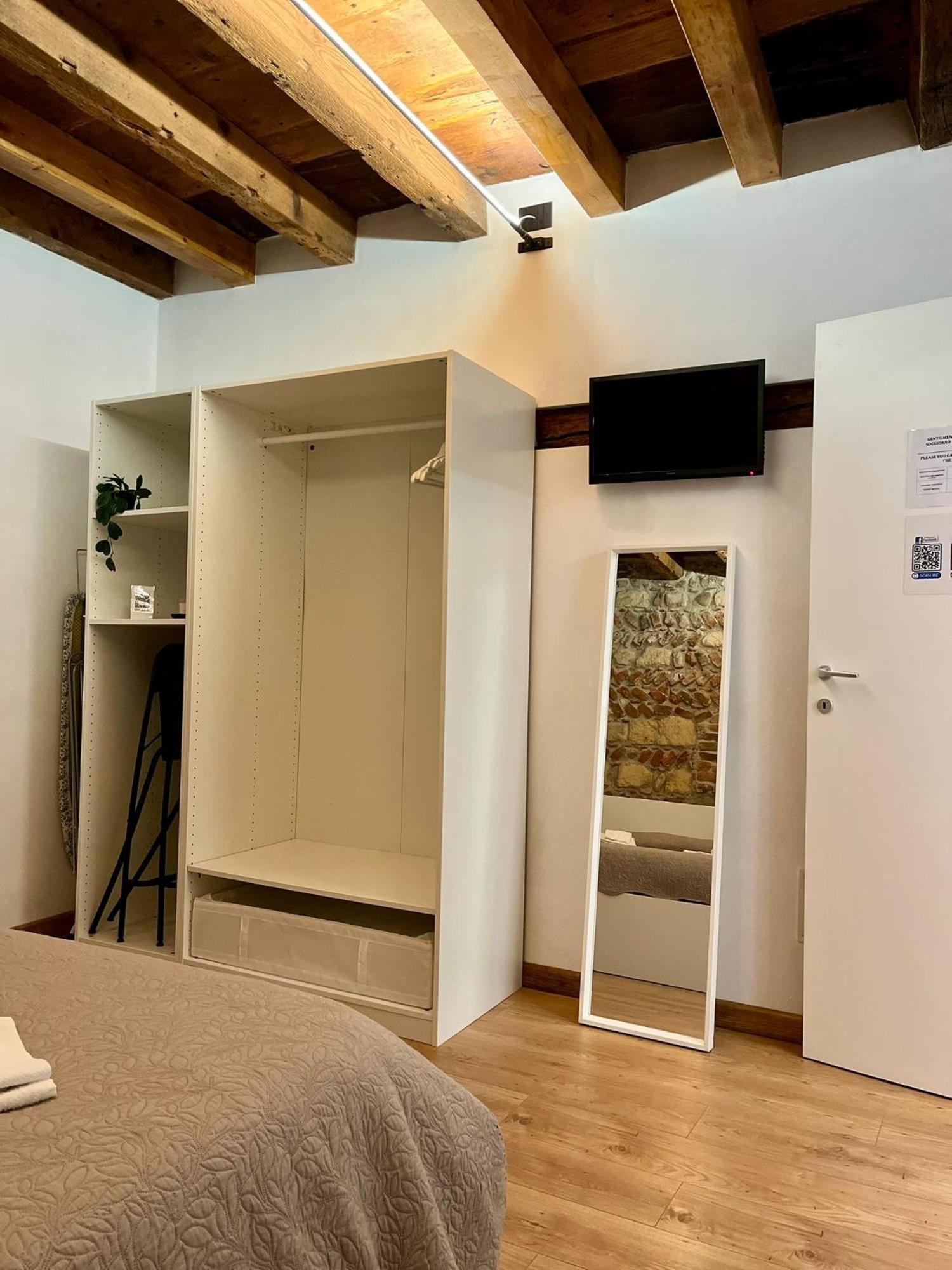 Teodorico Room & Apartment Verona Luaran gambar